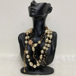 (Category: ) located in . Submitted by posh_avenue888 (Listing ID 1469914317, Image 1). Description: .
