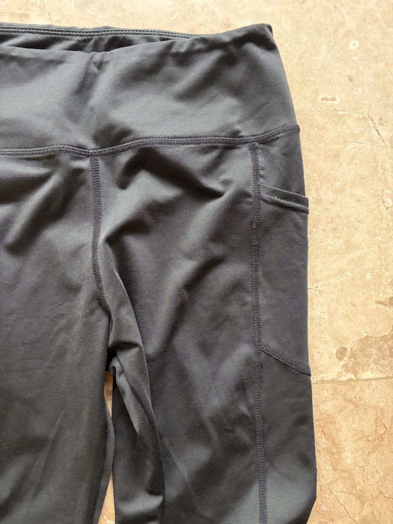 High Waist Pocket Leggings, Black (Category: Activewear) located in Quezon City. Submitted by tidyup.lara (Listing ID 1469944971, Image 2). Description: Size L Waist 27” Length 33” Condition 8/10: used but in good condition .