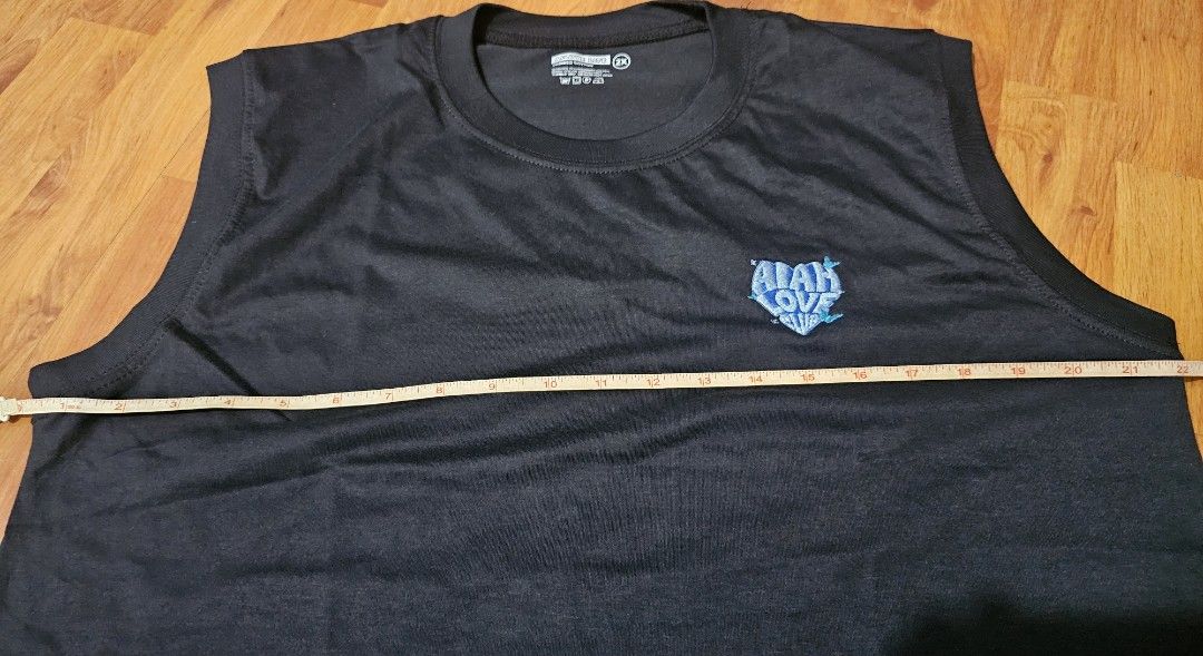 Bini Aiah Hiraiah Black Muscle Tee (Category: Tshirts & Polo Shirts ) located in Rodriguez. Submitted by nglrmbaoa (Listing ID 1469821320, Image 2). Description: • Size 2xl (22 inches width) best firfor Large frames • Never been used • Selling below SRP (650) • MOP: BPI, Gcash, Maya, Maribank • MOD: JnT, lalamove.