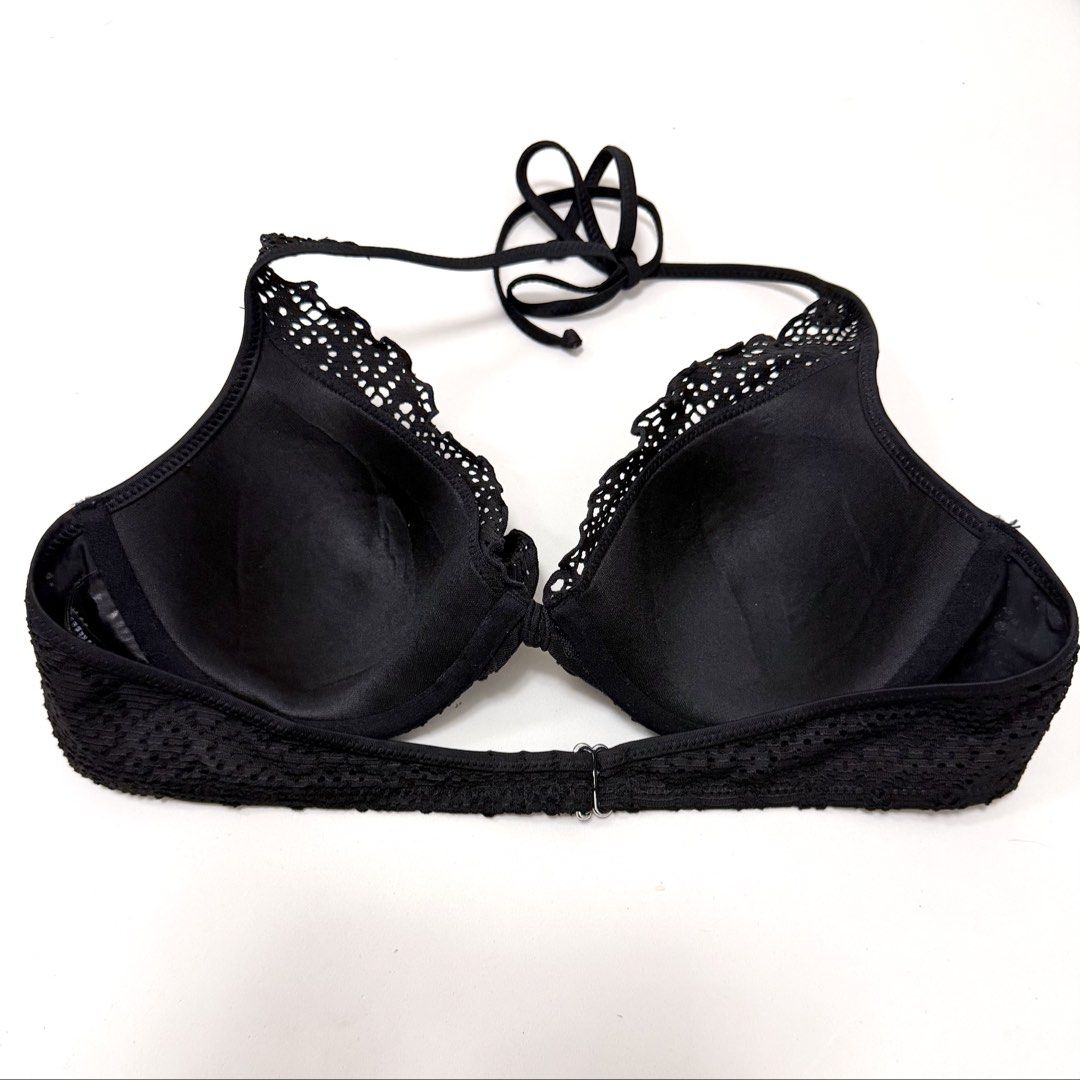 H&M Black Lace Underwire Push-up Bikini Halter Top [36B] (Category: Undergarments & Loungewear) located in Malabon City. Submitted by k_intimates (Listing ID 1469934059, Image 3). Description: Details: • Size 36B / wired / push-up • Like new • H&M black lace push-up bikini top featuring an intricate overlay design. .