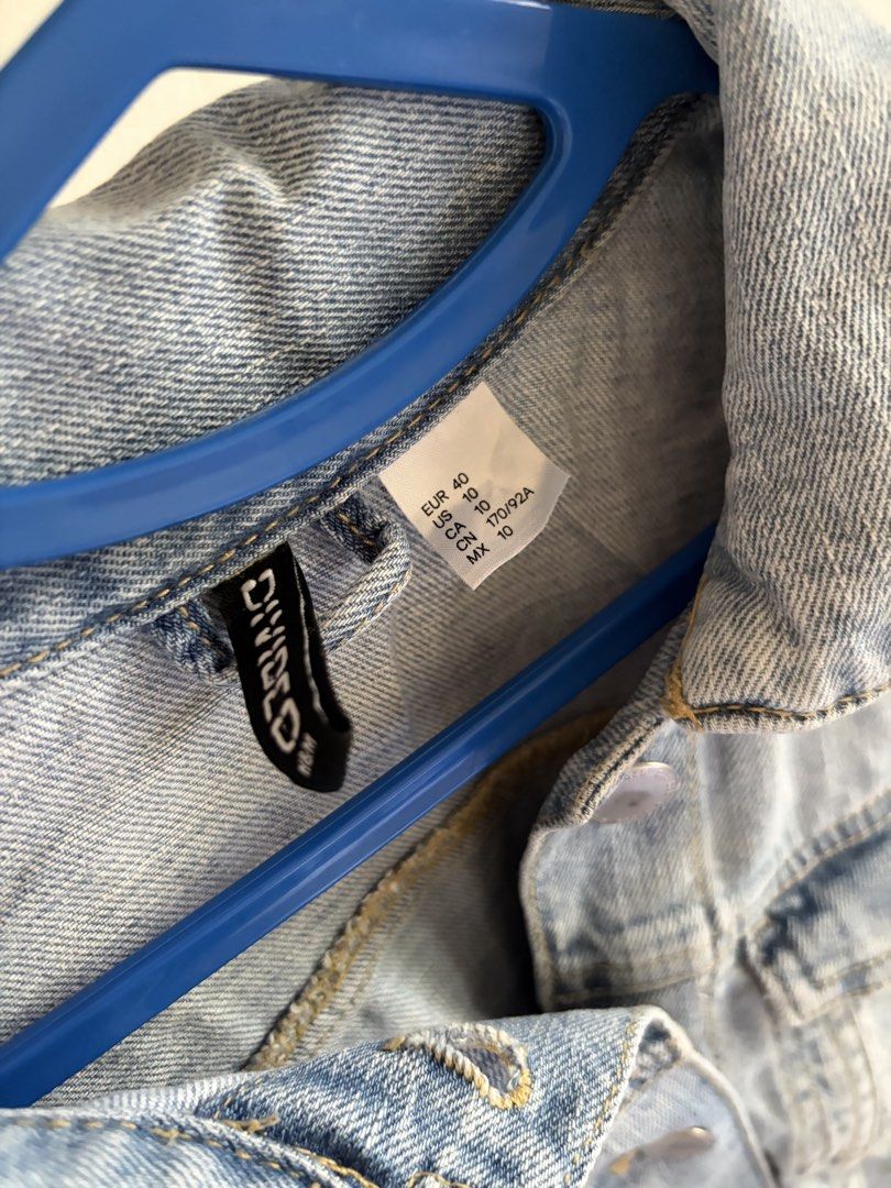 H&M Denim Jacket (Category: Coats, Jackets and Outerwear) located in Rizal. Submitted by dyclutterr (Listing ID 1469772378, Image 2). Description: .