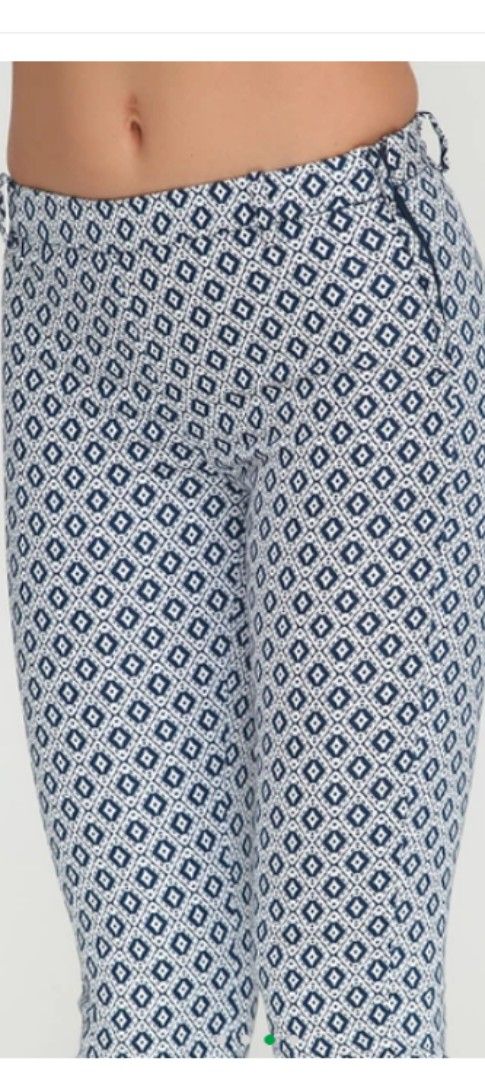 H&M Diamond Pattern Stretchy Pants (Category: Other Bottoms) located in Quezon City. Submitted by chph3rd (Listing ID 1469764651, Image 1). Description: .