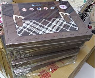 （分類：）位於 。 由 alialiw 提交（商品編號 1469863847，圖片 1）。簡介： 。