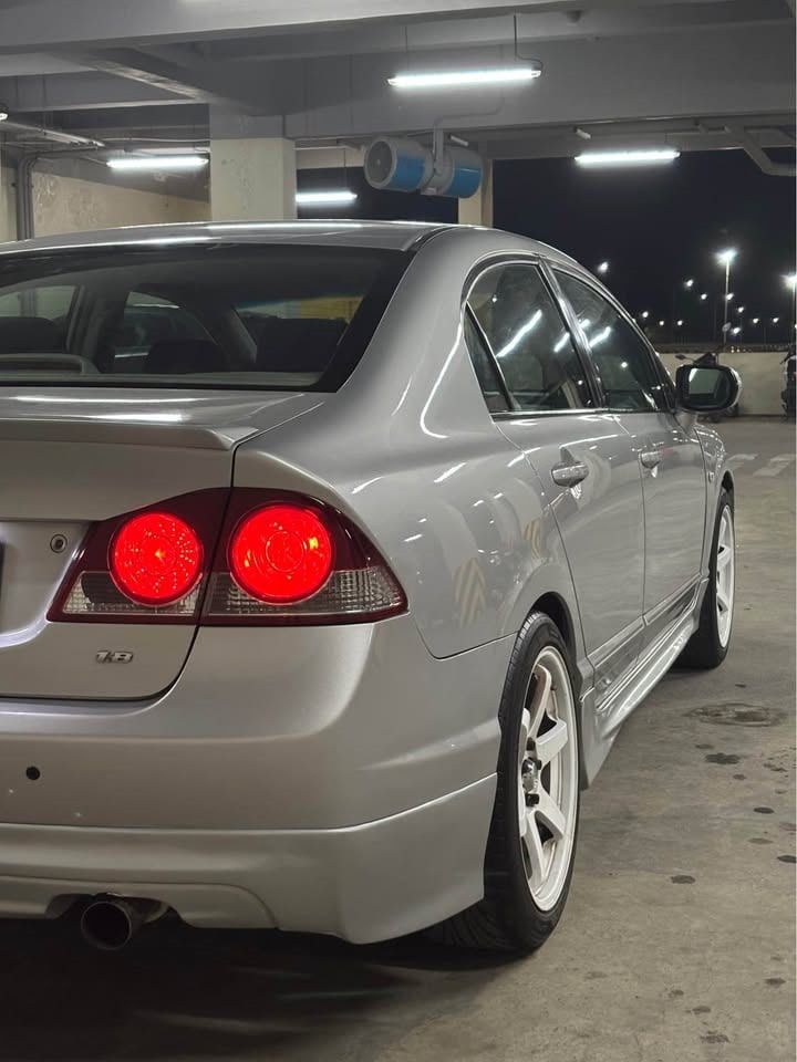 Honda Civic Civic FD 1.8s Auto (Category: Used Cars) located in Rizal. Submitted by mystylemnl (Listing ID 1469924633, Image 1). Description: Honda Civic FD 1.8s 2007 model Complete legal documents Automatic transmission Smooth shifting Mugen 1 body kits 18” TE37 mags Android head unit Cold A/C LED lights 139k mileage Owner/Seller Issue: Unregistered Price: ₱328,000.
