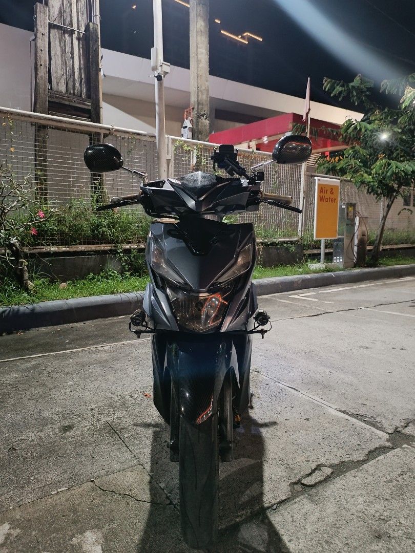 Honda Scooter Motorcycle with Custom Upgrades (Category: Motorbikes for Sale) located in Dasmarinas. Submitted by ivan.27 (Listing ID 1469794378, Image 2). Description: Honda Beat V2 2019 Model BASA MABUTI ✅✅✅ 2020 Acquired Registered til July 2027 RCB Brake MASTER RCB Brake LEVER RCB Brake Shoe RCB Brake pads SC Siam Brake Hose Big Disc Brake Nissin Caliper BOMX Shock Donut Tires Jvt Clutch Assembly MDL Lumina Pro Under Glow Blue and White Click