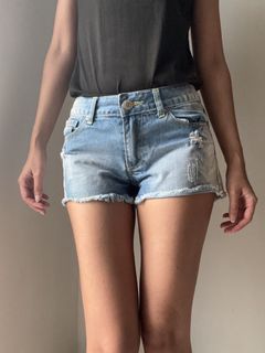 (Category: ) located in . Submitted by persiaranhipster (Listing ID 1469920482, Image 1). Description: .
