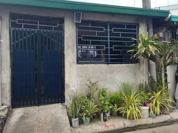 House for sale (Category: House & Lot) located in Pasig City. Submitted by tllc09 (Listing ID 1469913990, Image 1). Description: House and lot, 32 sqm lot area. Clean and updated title, updated real‑estate tax. Has separate electricity and water connection. Located in Teresa Rizal. Ready for viewing..