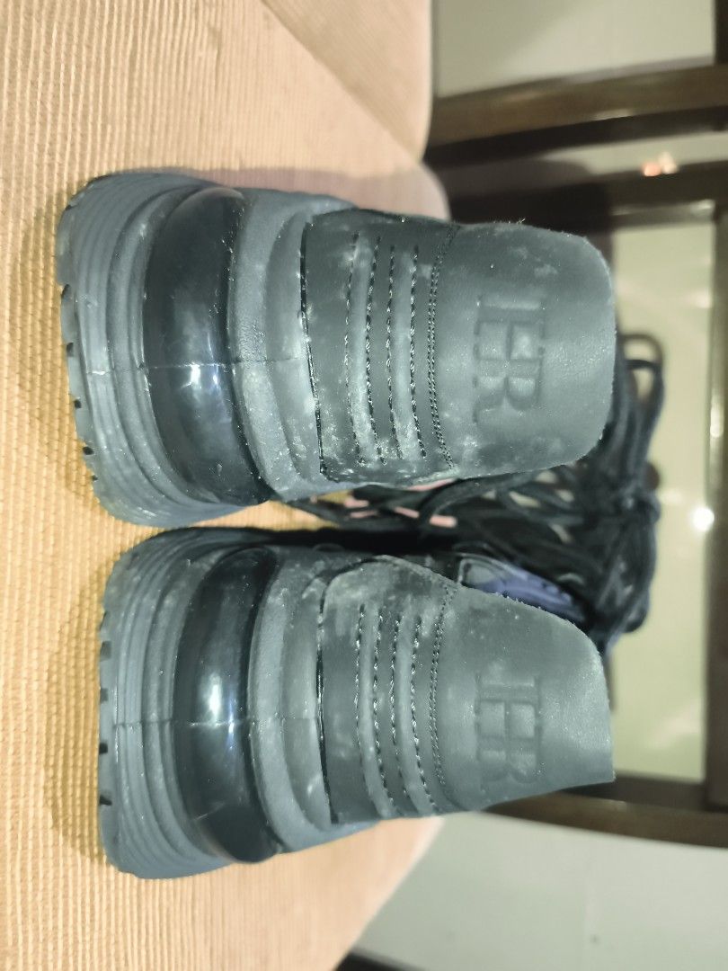 HR (Category: Shoe inserts) located in Manila. Submitted by declutterwithmae2x (Listing ID 1469856574, Image 3). Description: Code: Size: Brand/Origin: Price: ₱ Condition: ⚠️ REMINDERS: • Items are preloved/ukay bales. Please manage expectations. • Wash before wearing for hygiene purposes! • Color may slightly vary due to studio lighting. • No cancellations or returns allowed.