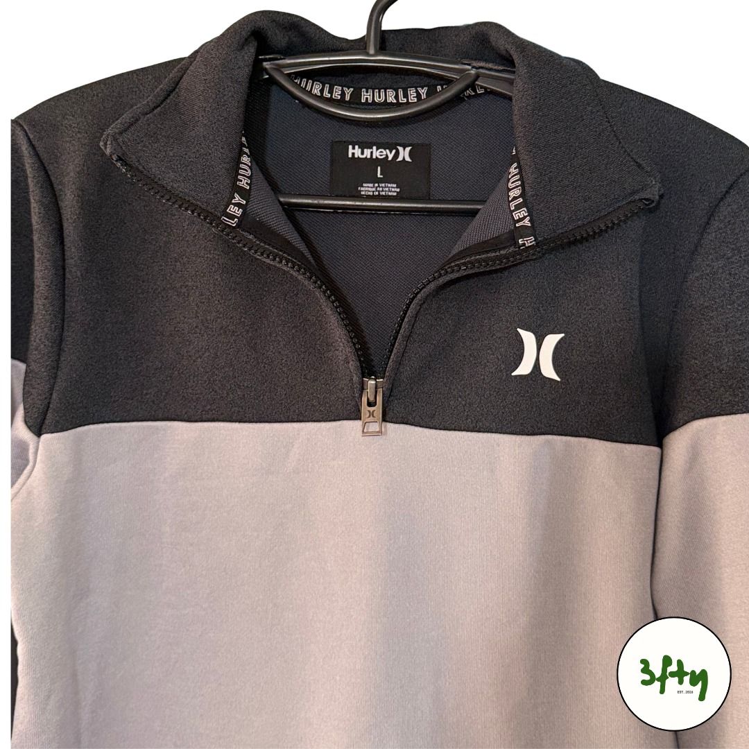 Hurley Quarter Zip Sweatshirt (Category: Coats, Jackets and Outerwear) located in Pantabangan. Submitted by 3ftyfinds (Listing ID 1469801523, Image 2). Description: Mode of payment: GCash/Bank Transfer Mode of delivery: J&T Express (shouldered by buyer) Meet ups/drop off within Baguio City proper only. Feel free to dm for inquiries, thank you!!.
