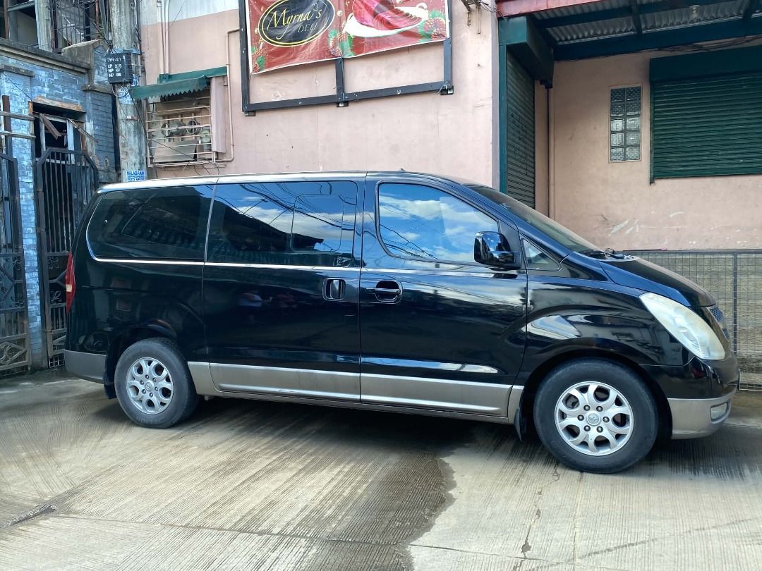Hyundai Starex (Category: Used Cars) located in Caloocan City. Submitted by j.calderon09 (Listing ID 1469867201, Image 1). Description: Grand Starex 2009 VGT AT 9-seater Leather Captain Seats Recently Had Hard PMS LTO Registered until March 2027 Clean Paper ODO 98K (Panghatid lang sa School) For Head Unit for Replacemen.