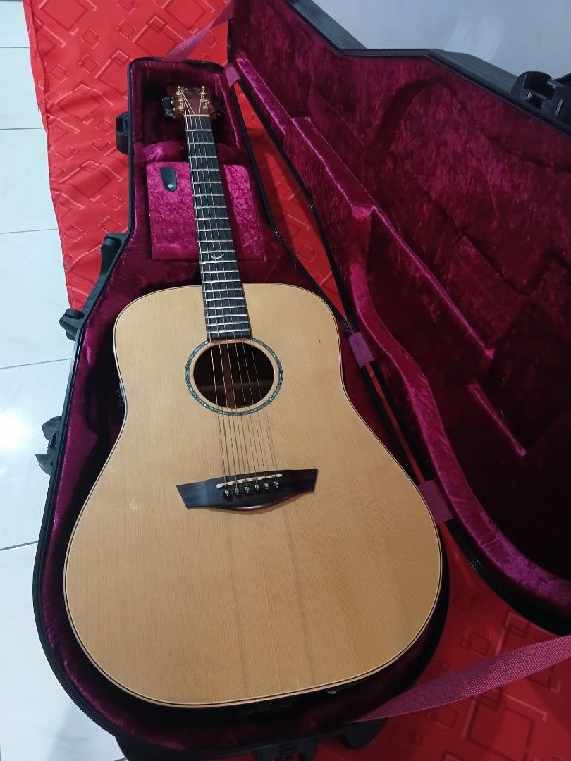 I'm selling guitar (Category: Announcements) located in Consolacion. Submitted by ymine69 (Listing ID 1469775189, Image 1). Description: Faith Saturn Acoustic professionally fitted Fishman electrics, including pre-amp, tuner, jack and XLR outputs. Gator hard case with keys included..