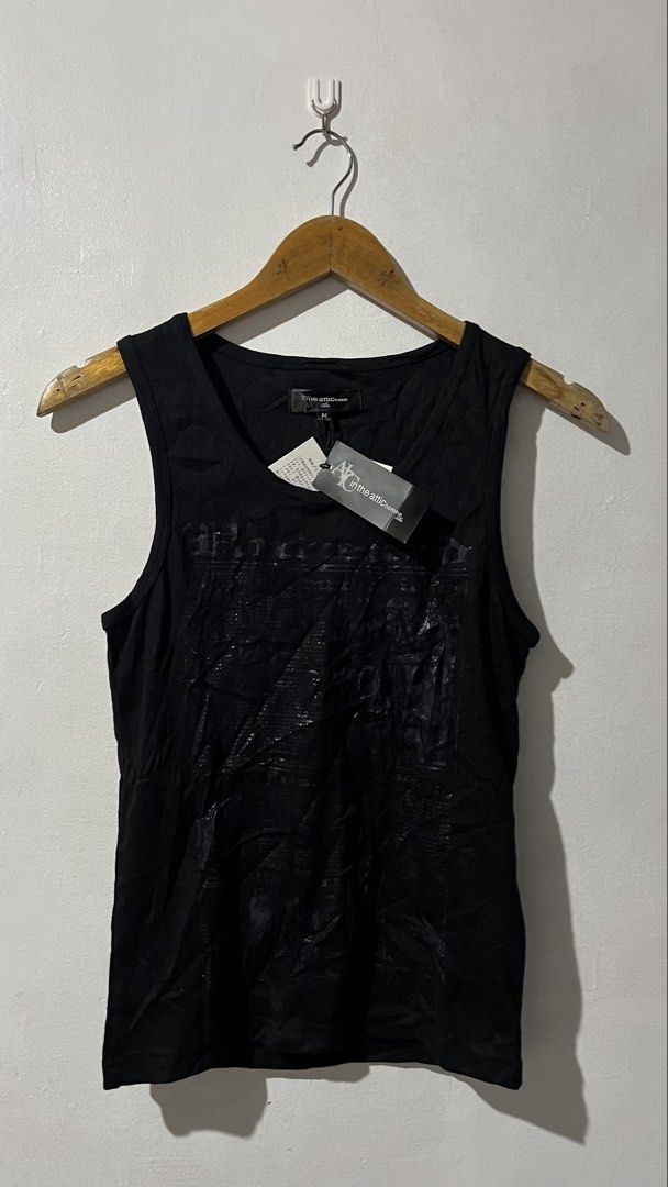in the attic (Category: Activewear) located in Marawi City. Submitted by fixation_05 (Listing ID 1469866467, Image 1). Description: medium brandnew 18-26.