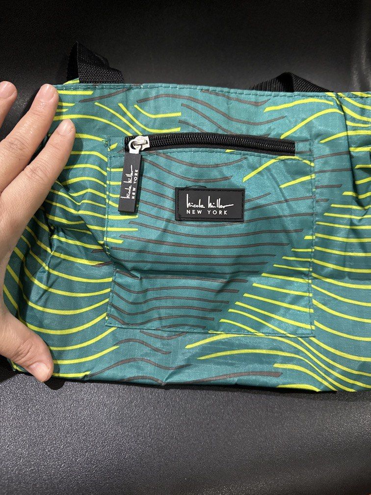 Insulated Lunch Cooler Tote (USED) (Category: Tote Bags) located in Manila. Submitted by krystalchewey_ (Listing ID 1469845887, Image 3). Description: Used Actual Photo Posted 180php Nicole Miller New York Insulated Lunch Cooler Tote Lunch Bag .