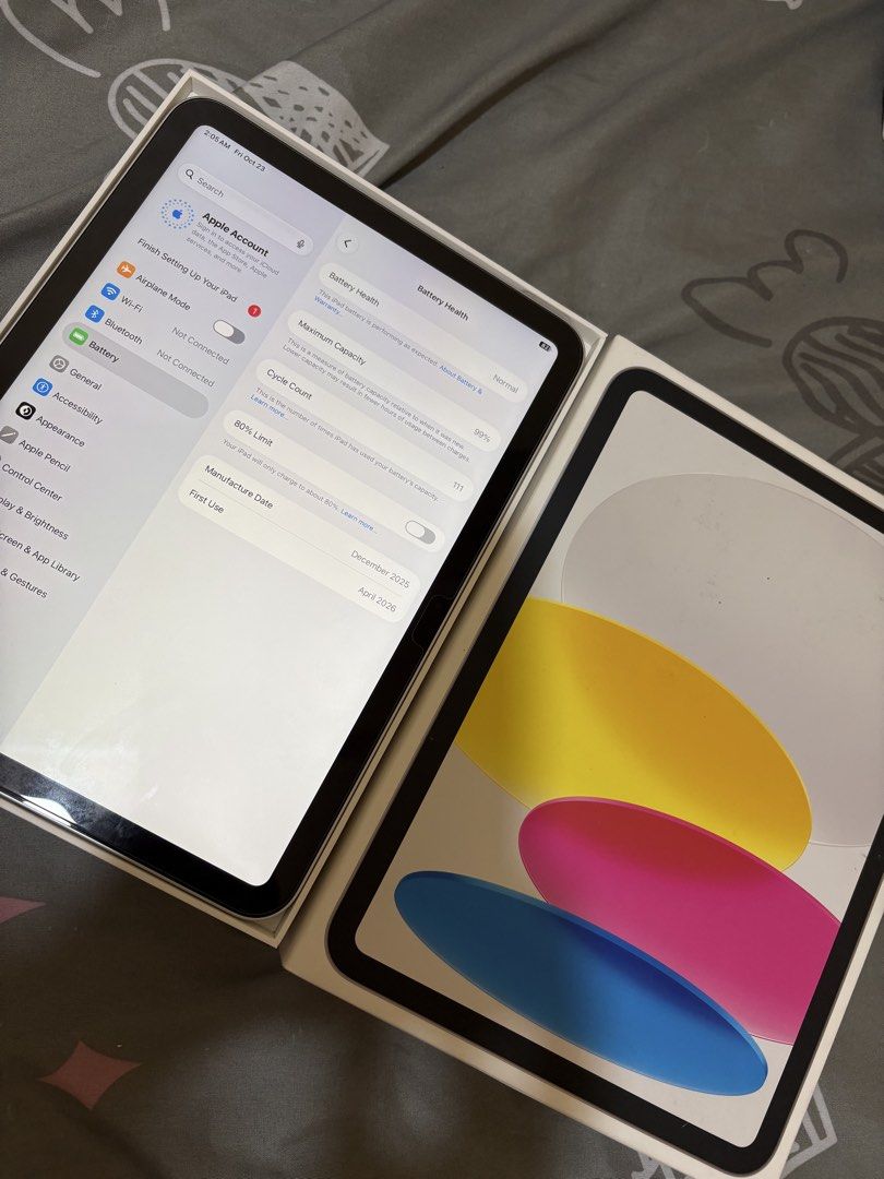 iPad A16 (11th Gen) 128gb Silver Wifi Used (Category: iPad) located in Mandaluyong City. Submitted by hulyaabdz (Listing ID 1469848491, Image 2). Description: FOR SALE! 22,500 FIX! 6 Months Old iPad A16 (11th Gen) 128gb Wifi in SILVER ✅Bought last April 30 2026 (turning 6 mos) Under Warranty until April 2027. ✅99% battery health with 111 cycle count only. ✅Good as new and barely used. ✅No issue,unli check upon meet up. Inclusions: Original Box (s