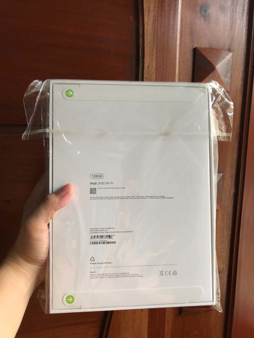 IPAD A16 11TH GEN (Category: iPad) located in Imus. Submitted by goodloots_ph (Listing ID 1469792608, Image 2). Description: Brand New Sealed Ipad 11th Gen A16 128gb Not Activated Asking Price: 28,000 (Negotiable) Note: Payment before unboxing Location: Imus Cavite We can also do shipping via LBC Minumun Downpayment: 5,000 the rest COP.