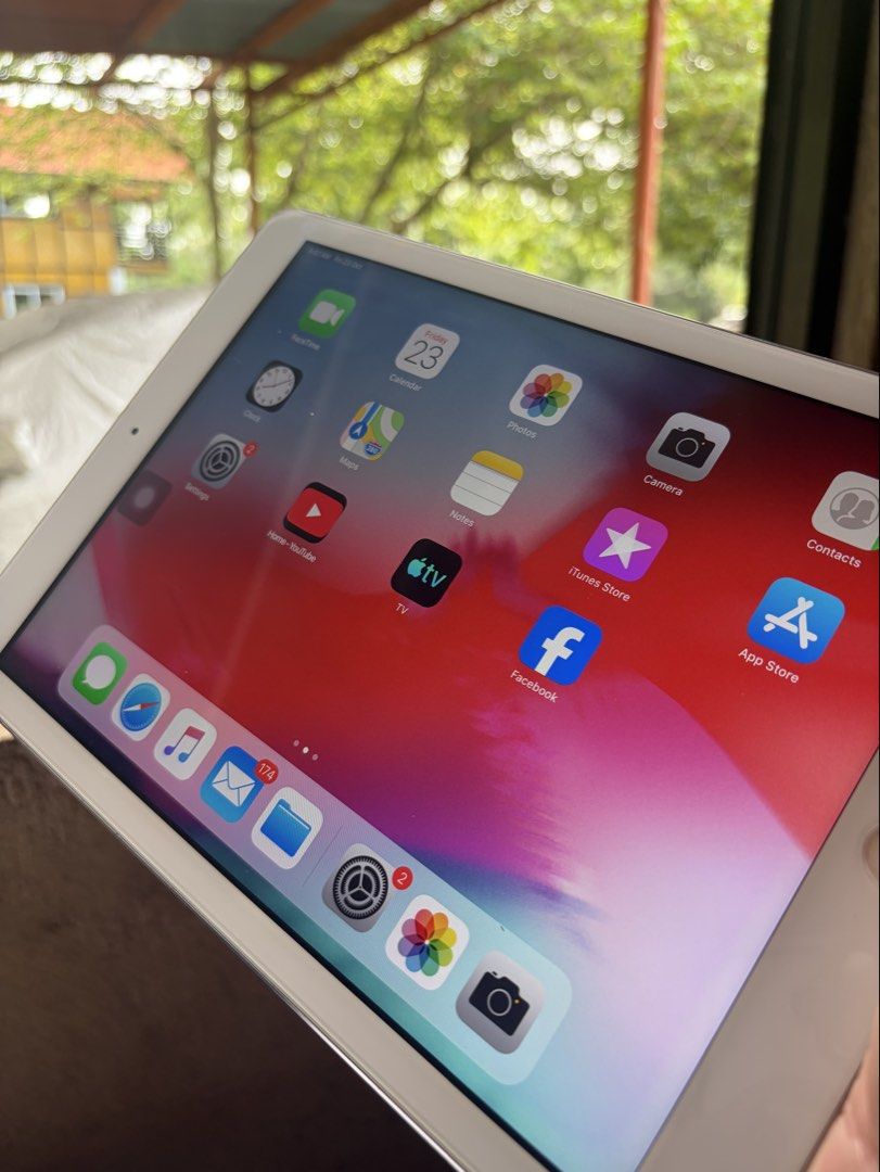 iPad Air 2 (Category: iPad) located in Siquijor. Submitted by yhostuff (Listing ID 1469858361, Image 1). Description: - Model: Apple iPad Air 2 - Capacity: 16GB storage - Software Version: iOS 12.5.8 - Condition: Good, well-maintained, clear screen and functional camera - Features: Crisp Retina display, smooth performance for everyday apps, browsing, and media -w/ Tempered glass since day 1. 📌Thats the only latest ios version for ipad air 2 📌on