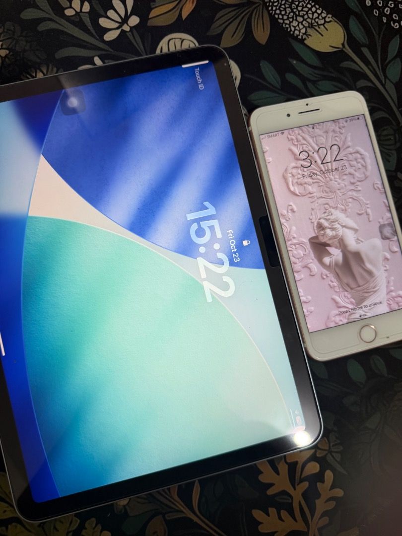iPad Air M3 11" Complete w/ free iPhone 7Plus (Category: iPad) located in Caloocan City. Submitted by prelaaavbaggage (Listing ID 1469825827, Image 2). Description: Complete inclusions Still under warranty With original receipt No icloud issue Reset and update is okay Pick up or shipping will do.