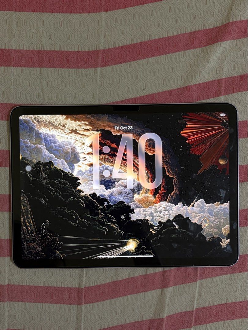 IPAD AIR M3 (Category: iPad) located in Manila. Submitted by sheissheryl_bear (Listing ID 1469778850, Image 3). Description: Ipad air M3 - 128GB - Purple - Batt health: 92% - CC: 207 - No issues - Never been repaired - All parts are working - No scratches or dents Negotiable .