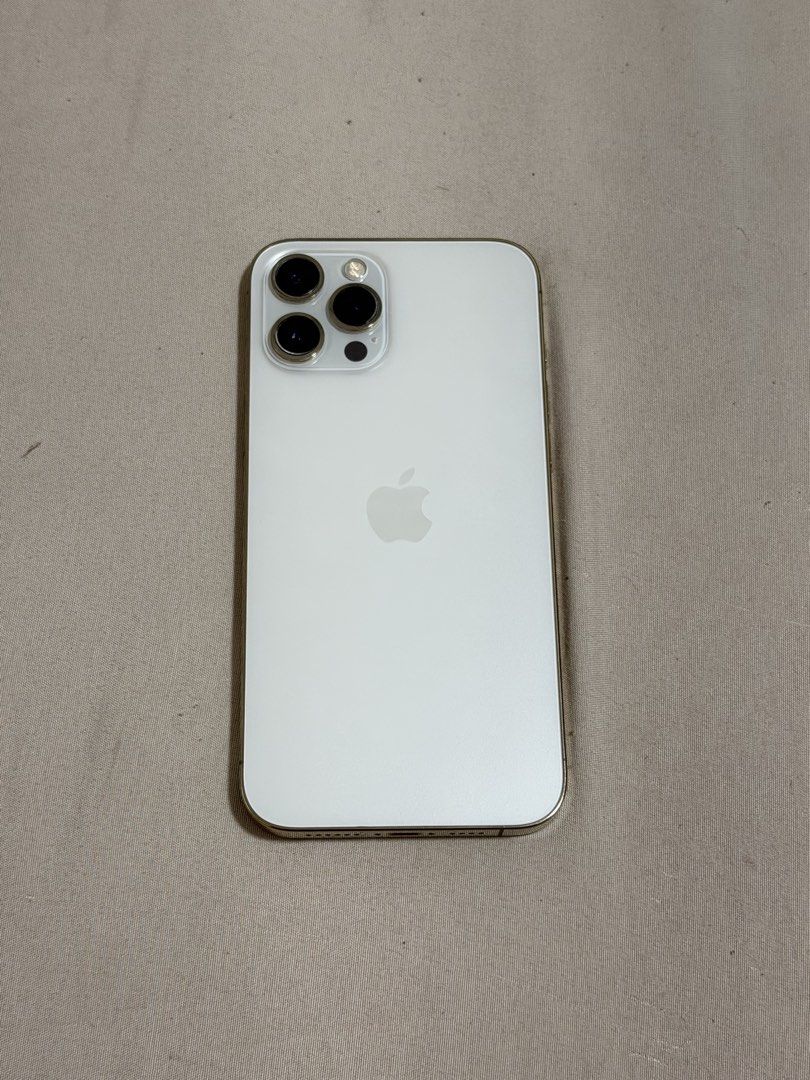 iPhone 12 Pro Max Gold 128GB (Category: iPhone 12 Series) located in Manila. Submitted by iykyklou (Listing ID 1469798185, Image 2). Description: Minimal scratches Only issue is yung lock/unlock button medyo need diinan 128gb, battery replacement required (nasa 75% battery health na lang) Unit only, no other inclusions Rfs: upgraded to iPhone 17 pro max already Location: Calamba Laguna Price negotiable Can meet up in Calamba or Makati (by sched).