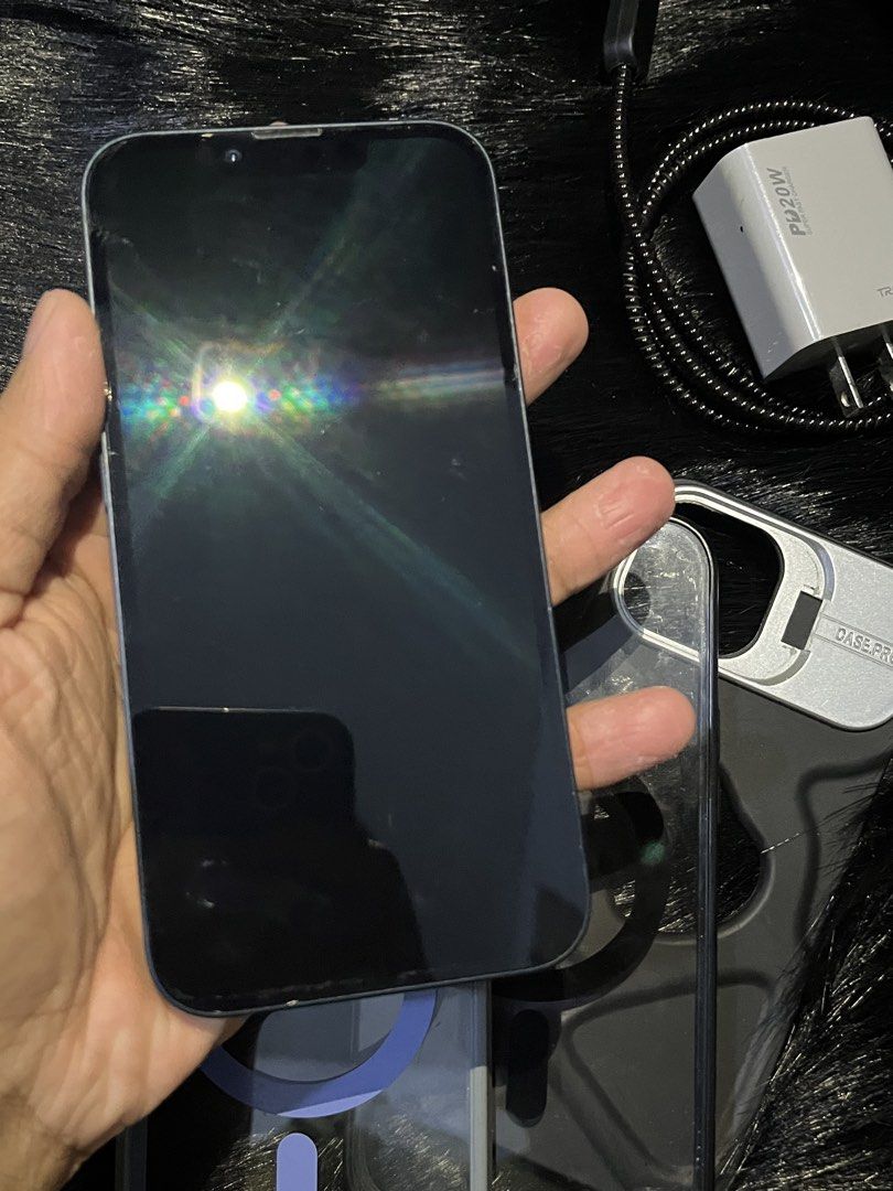 IPHONE 13 128 GB (Category: iPhone 13 Series) located in Manila. Submitted by fiercerabbit-8a7e (Listing ID 1469887226, Image 3). Description: FOR SALE OR SWAP PO SA LOWER UNIT +cash (Iphone only) ‼️ Iphone 13 ₱16,000 ₱16,000 slightly NEGOTIABLE - 128GB - 85% BH (ORIGINAL, NEVER REPLACED.) - ZP/A VARIANT - FACE ID ✅ - True Tone ✅ - Physical Sim ✅ - No Sim Restrictions! - Unli Reset - Unli Update - ISSUE‼️few paintchip sa camera ** NO HISTORY OF R