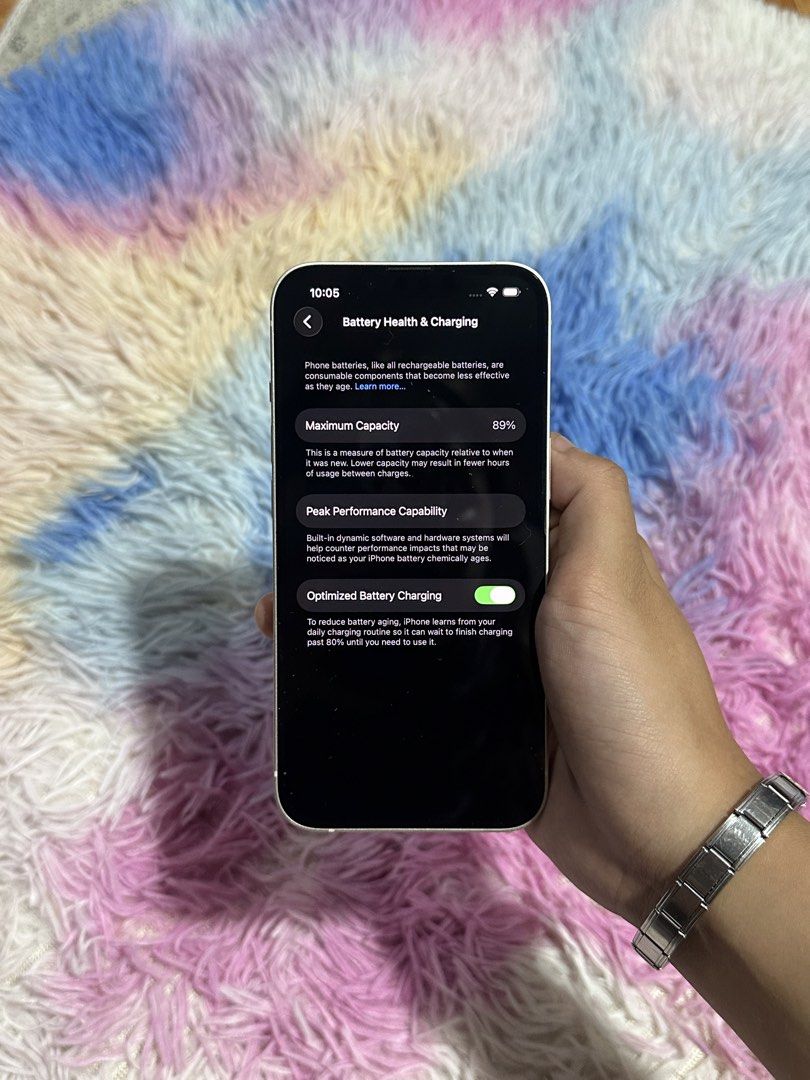 iPhone 13 128gb Starlight UNDERWARRANTY (Category: iPhone 13 Series) located in Manila. Submitted by chealszestt (Listing ID 1469924879, Image 2). Description: iPhone 13 Starlight Underwarranty For Sale - 128GB -Underwarranty 12/01/26 -ZP/A NTC - 89% Battery Health (Original) - All Original & Working - Any Sim - No Internal Issue - No Replace/Repair History - Original Box, Original Cord, Case, Tempered. - Slight Paint Chip - 3utools Provided 16,5