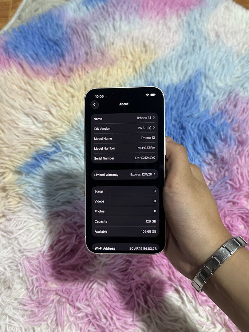 iPhone 13 128gb Starlight UNDERWARRANTY (Category: iPhone 13 Series) located in Manila. Submitted by chealszestt (Listing ID 1469924879, Image 3). Description: iPhone 13 Starlight Underwarranty For Sale - 128GB -Underwarranty 12/01/26 -ZP/A NTC - 89% Battery Health (Original) - All Original & Working - Any Sim - No Internal Issue - No Replace/Repair History - Original Box, Original Cord, Case, Tempered. - Slight Paint Chip - 3utools Provided 16,5