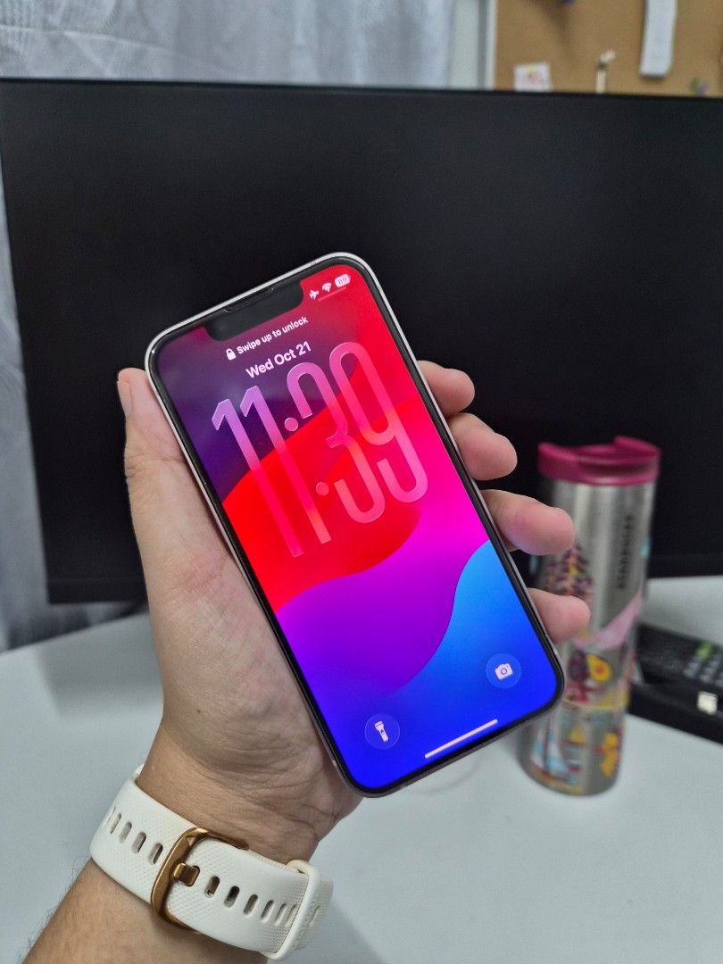 Iphone 13 Mini 128gb (Category: iPhone 13 Series) located in Tagum. Submitted by dheadel (Listing ID 1469928458, Image 1). Description: SELLING! Iphone 13 Mini 128gb 🤳 Lady-owned, smooth Working true tone and face ID All genuine parts Battery health: 69% Honest slight issue: green dot/discoloration on selfie camera, sometimes unnoticeable Price: 15,000PHP nego! RFS: Extra phone With original cord and charging brick. Free delivery within Tagum. D