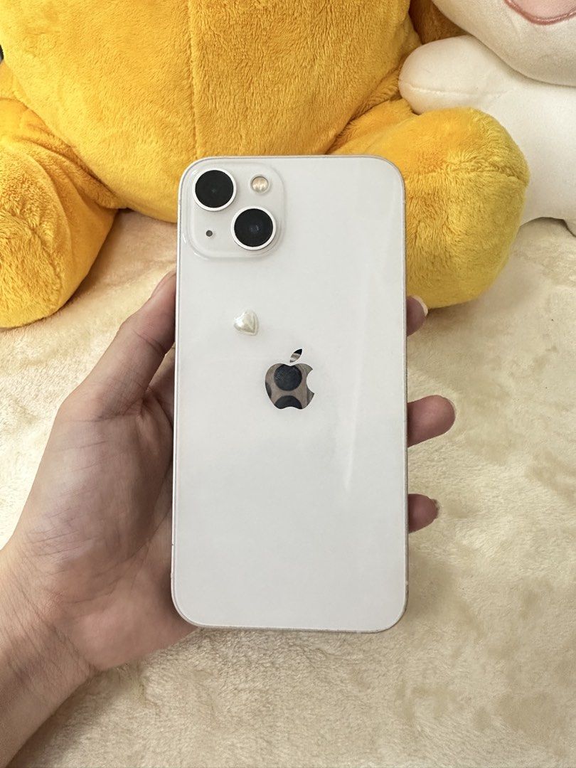 IPHONE 13 Starlight (Category: iPhone 13 Series) located in Mandaluyong City. Submitted by jezel01 (Listing ID 1469776898, Image 1). Description: IPHONE 13 256GB 77% battery health All working Factory unlocked issue: dents Unli check Unli reset Ntc Approved .