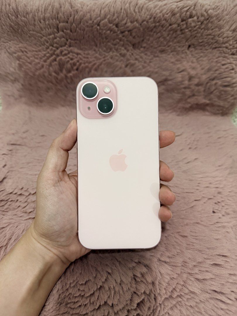 Iphone 15 128GB Pink (Category: iPhone 15 Series) located in Manila. Submitted by cass_preloved (Listing ID 1469907589, Image 1). Description: Flawless No Issues Lady owned Battery health-85% Price Negotiable Meet up only .