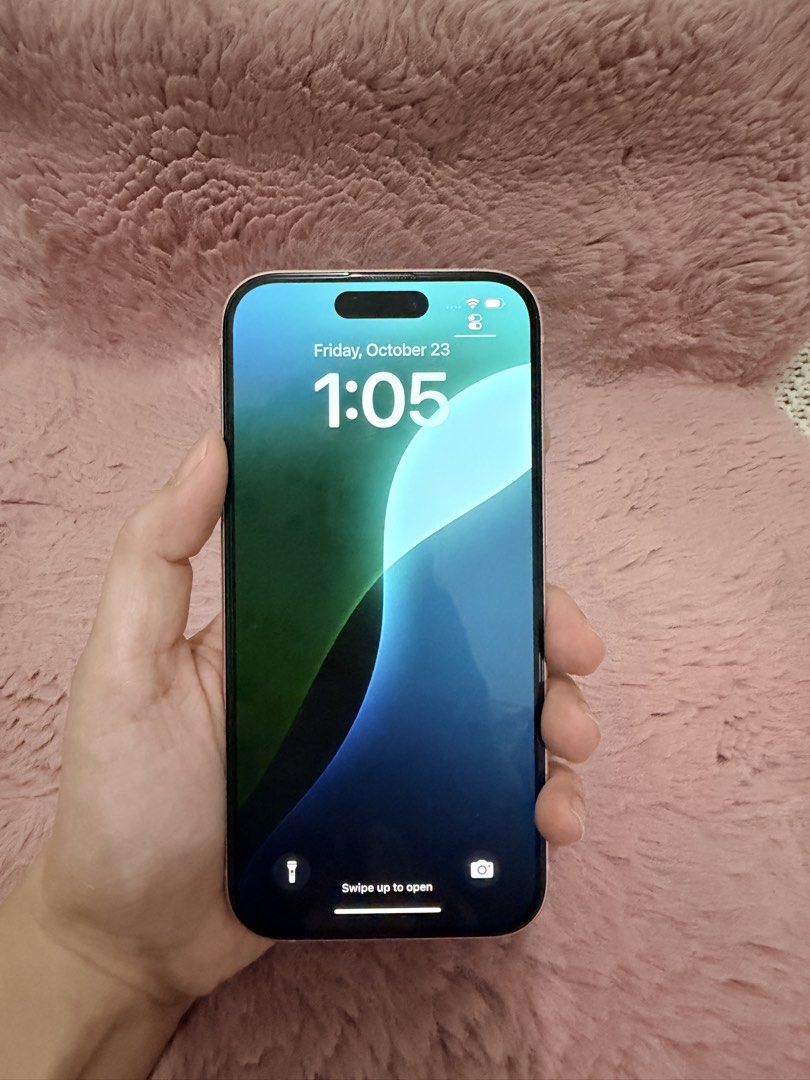 Iphone 15 128GB Pink (Category: iPhone 15 Series) located in Manila. Submitted by cass_preloved (Listing ID 1469907589, Image 2). Description: Flawless No Issues Lady owned Battery health-85% Price Negotiable Meet up only .