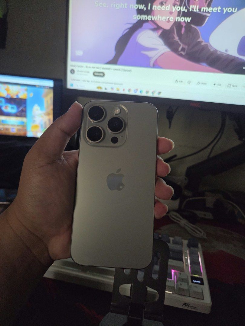 iPhone 15 pro 128GB (Category: iPhone 15 Series) located in Manila. Submitted by jhoymariel08786 (Listing ID 1469785135, Image 3). Description: Hi! Selling my iPhone 15 pro 128GB 35k (Negotiable) Meet up within Manila or Taguig.