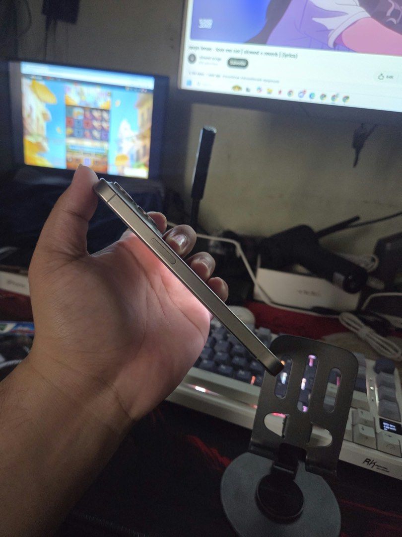 iPhone 15 pro 128GB (Category: iPhone 15 Series) located in Manila. Submitted by jhoymariel08786 (Listing ID 1469785135, Image 1). Description: Hi! Selling my iPhone 15 pro 128GB 35k (Negotiable) Meet up within Manila or Taguig.
