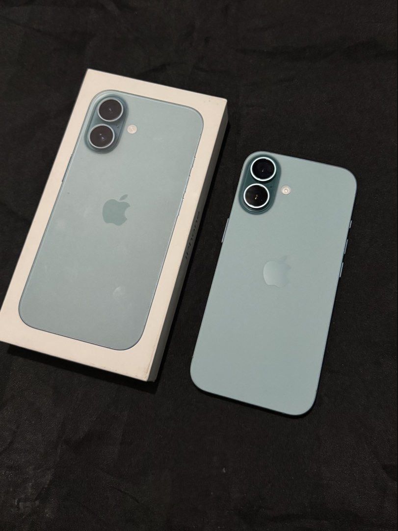 Iphone 16-128gb Teal Color (Category: iPhone 16 Series) located in Manila. Submitted by silentdog.1211 (Listing ID 1469765132, Image 2). Description: 💸FOR SALE: iPhone 16 128GB (Teal) Selling for only ₱36,000 (Negotiable for sure buyer) • 91% Battery Health • 653 Cycle Count • Long-lasting battery, matagal malowbat • No SIM restriction • No history of repair • Smooth and ready to use Inclusions: Original box, cable, and case No dent, No scratche
