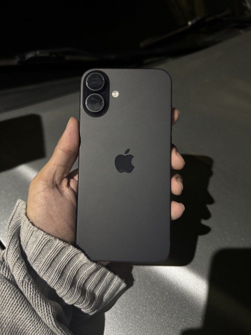 Iphone 16 Plus 128gb (Category: iPhone 16 Series) located in Marikina City. Submitted by lucky.robbry (Listing ID 1469859019, Image 2). Description: Iphone 16 256gb ntc approved Local variant zp/a Openline 90% BH - 36,000 Open to swap sa IOS Inclusions : Orig Box Same IMEI, Case & Extra Tempered Glass Meetup: marikina, san mateo or sampaloc tanay.