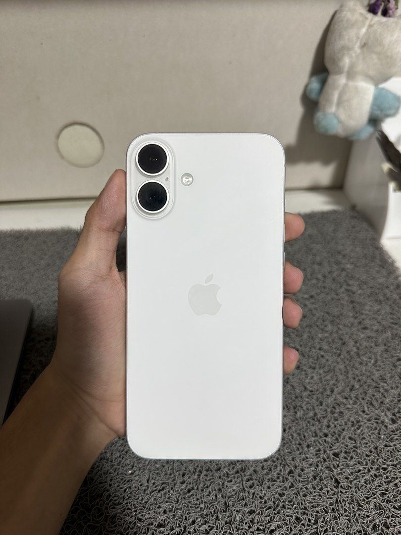 Iphone 16 Plus 128gb (Category: iPhone 16 Series) located in Tanza. Submitted by skycxed (Listing ID 1469860416, Image 2). Description: Pakibasa munang mabuti ang details at issues‼️ Fixed price. Details: • zp/a • 93bh • 453+ cycle count • august 2025 purchased • powermac purchased • ntc approved • any sim • no history of repair • all working • all original Inclusions: • original box • original cord Issues: • black dot sa upper right screen (not 
