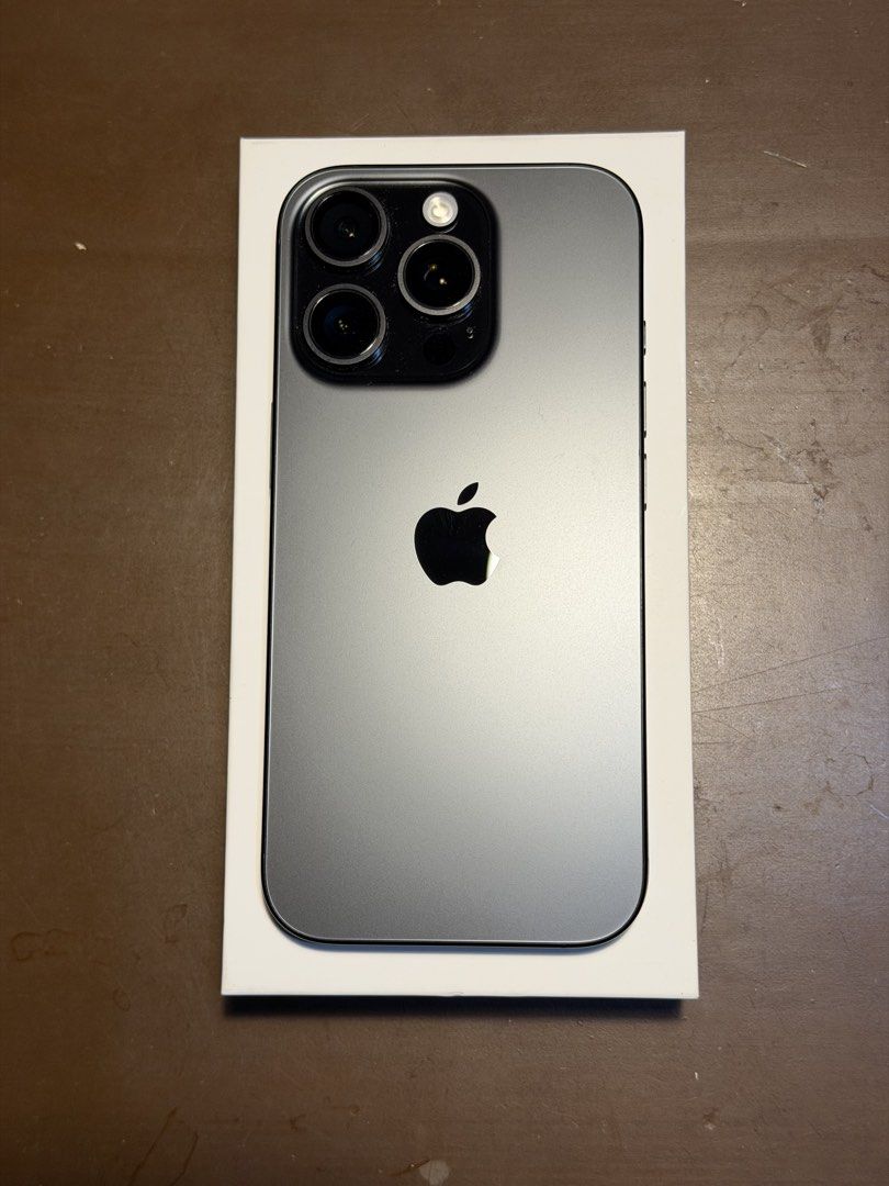 Iphone 16 Pro (256gb) - Black Titanium (Category: iPhone 16 Series) located in Naga. Submitted by luigikun (Listing ID 1469883498, Image 1). Description: Iphone 16 Pro (256gb) - Black Titanium Battery Health - 92% Bought at Silicon Valley last June 2025 RFS: Upgrade Location: Naga City.