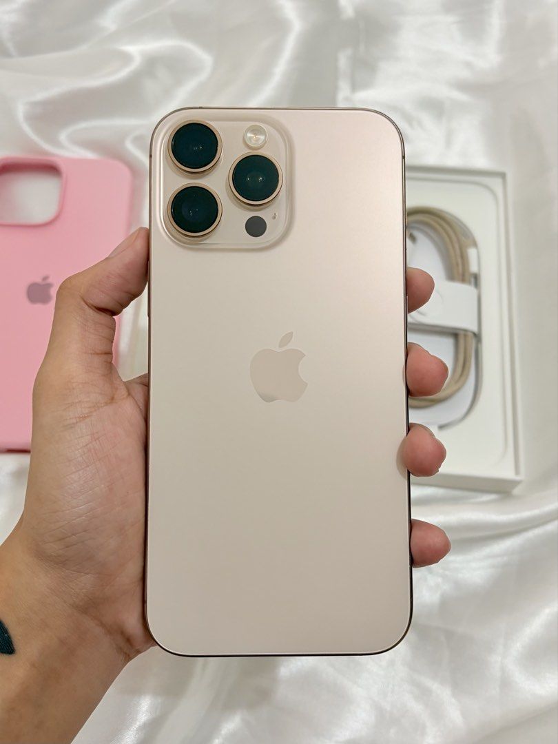 Iphone 16 Pro Max (Category: iPhone 16 Series) located in Batangas. Submitted by sofiadadua (Listing ID 1469759555, Image 2). Description: Iphone 16 Pro Max - 256gb - 89bh - Factory Unlock (No Sim Restrictions) - Unli Reset/Update - Brandnew Condition - No scratches/Dents - No Issue/History of Repair - Will provide 3utools for accuracy of the device 📦Inclusion - Unit - Original Cord - Original Box - 1 case 📌Personal Warranty - If there’s an iss