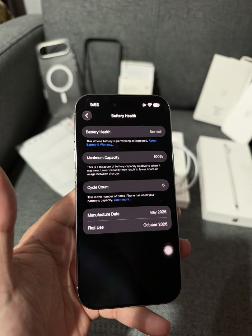 iPhone 17 Air (Category: iPhone Air Series) located in San Juan City. Submitted by darnelicous (Listing ID 1469766526, Image 2). Description: 1 week old Complete w/ receipt & Apple accesories worth 13,460 Local variant, factory unlocked Good as new Less is more.