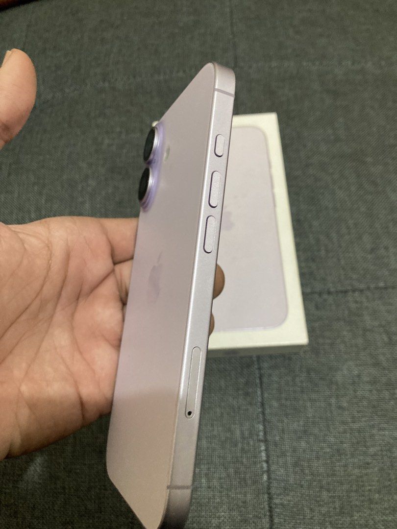 Iphone 17 Lavender 256gb (Category: iPhone 17 Series) located in Manila. Submitted by walgnerrr (Listing ID 1469880745, Image 3). Description: Add Swap sa lower unit or For Sale Lavender iPhone 17 256gb 90% BH(300+cc) Factory Unlocked (No SIM Restrictions) Under Apple Warranty until October 2026 Inclusions: - Unit - Original Box (Same IMEI) - Case Conditions: - No dents, any scratches, or issues - No history of repair (never been open) - Well tak