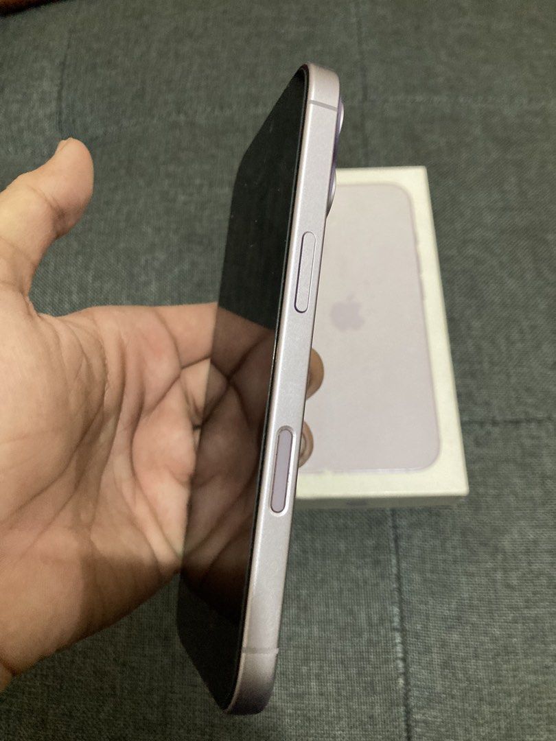 Iphone 17 Lavender 256gb (Category: iPhone 17 Series) located in Manila. Submitted by walgnerrr (Listing ID 1469880745, Image 2). Description: Add Swap sa lower unit or For Sale Lavender iPhone 17 256gb 90% BH(300+cc) Factory Unlocked (No SIM Restrictions) Under Apple Warranty until October 2026 Inclusions: - Unit - Original Box (Same IMEI) - Case Conditions: - No dents, any scratches, or issues - No history of repair (never been open) - Well tak