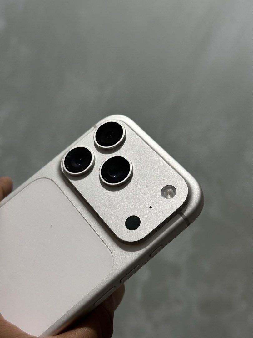 iPhone 17 Pro 256gb 1 month old (Category: iPhone 17 Series) located in Manila. Submitted by jiiarrro (Listing ID 1469894785, Image 1). Description: iPhone 17 Pro 256GB 🤍 Smooth and powerful luxury iPhone in Silver. Perfect for daily use, gaming, social media, photography, and work. Good as new with only minor signs of use. Specs: - FU any SIM - 256GB storage - 100% battery health 63cc - NTC approved - Safe to update / reset - Face ID & True Ton