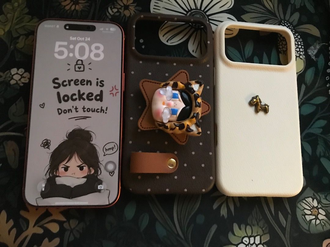 iPhone 17 Pro Max 256GB - Unlocked (Category: iPhone 17 Series) located in Lipa City. Submitted by prelaaavbaggage (Listing ID 1469936213, Image 2). Description: Guaranteed no issue No more box, no charger included 100% battery health Warranty until May 2027 4X/A Variant Unit and cases only Will not reply to those who will ask For location and inclusions. Negotiable Meet-up in SM Lipa Shipping will do, payment before shipping Will allow payment o