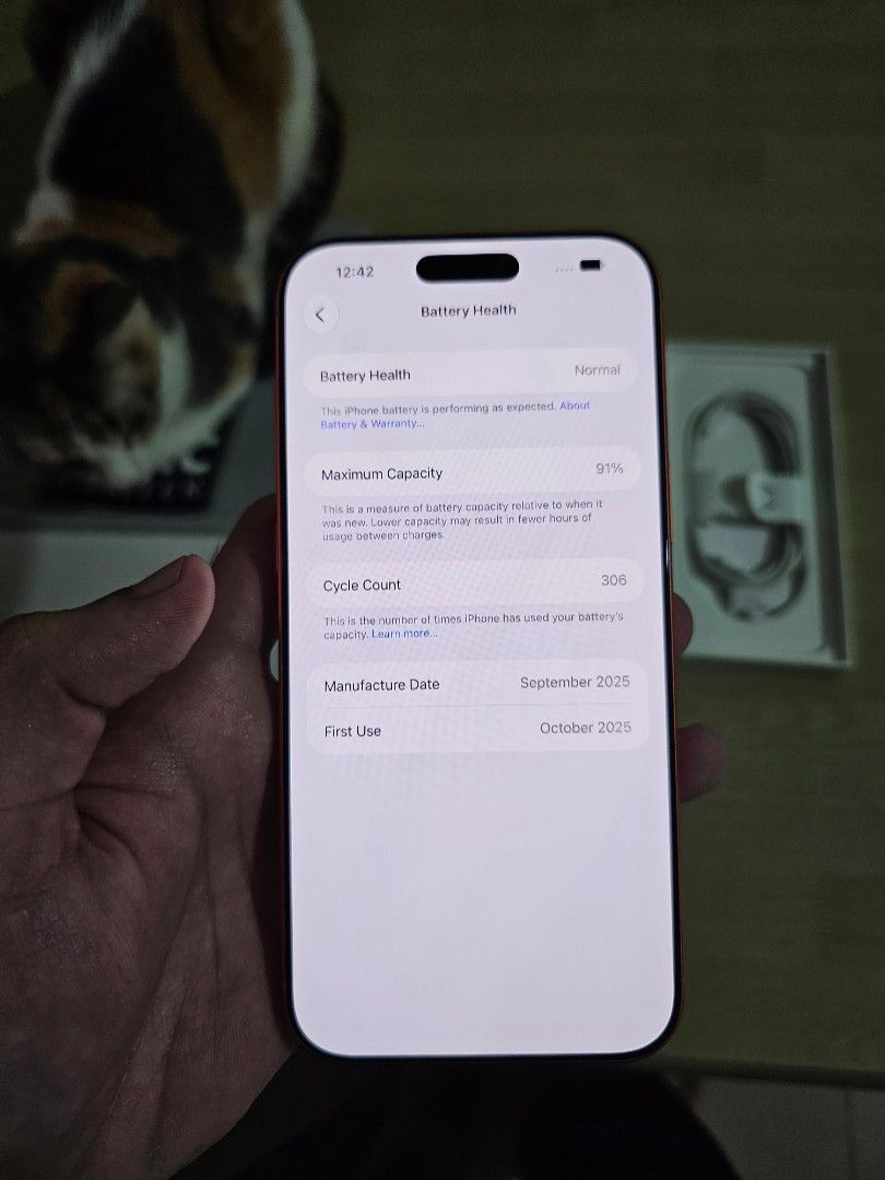 IPhone 17 Pro Max (Sale or Swap) (Category: iPhone 17 Series) located in Cavite. Submitted by rainramos006 (Listing ID 1466933115, Image 3). Description: Sale or Swap iPhone 17 Pro Max (Cosmic Orange) •256Gb •Openline/Anysim •NTC Approved •91% Battery Health 306 CC only •No Repair History ❌️ Unit , Orig box ( Same Imei ), Case & Cord 📍Trece Cavite.