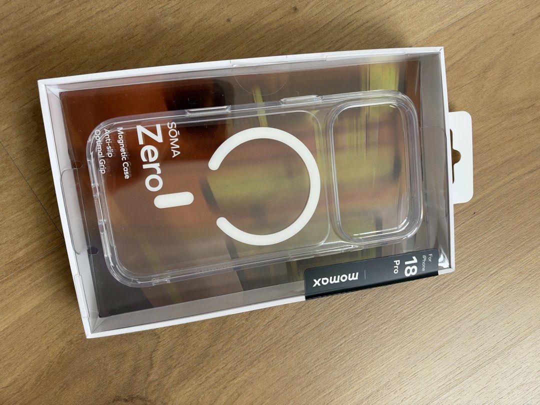 Iphone 18 pro magsafe clear case momax (Category: Cases & Sleeves) located in Quezon City. Submitted by dlsy12 (Listing ID 1469856198, Image 1). Description: - Brand new Momax Söma Zero Magnetic Case - Compatible with iPhone 18 Pro - Crystal clear design to showcase your phone - MagSafe and magnetic wireless charging compatible - Anti-slip with optimal grip for secure handling - Tailor-made design ensuring responsive buttons and fast camera acces