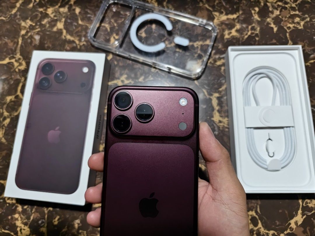 Iphone 18 pro max 256gb (Category: iPhone 18 Series) located in San Juan City. Submitted by hakobzone (Listing ID 1469780744, Image 3). Description: Iphone 18 Pro Max 256gb 87k selling price Details: Unit is in excellent condition 256gb Openline Hk variant Ntc approved 100bh(20cc as of posting) Under warranty until September 2027 Burgundy color Package Complete regular package..