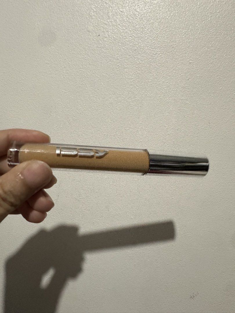 Issy Active Concealer (Conceal + Cover) YL2[AC] (Category: Makeup) located in Manila. Submitted by shopkriscloset (Listing ID 1469815637, Image 1). Description: Used twice only Bought May 2026 ‼️PLEASE READ BEFORE PLACING AN OFFER -Please be patient and respectful. 🤗 If I don’t get to reply immediately, I might be working. - Please REFRAIN from making an offer if you do not intend to complete the purchase ❗️ACCEPTED OFFER means SOLD 🫶🏼 Please 