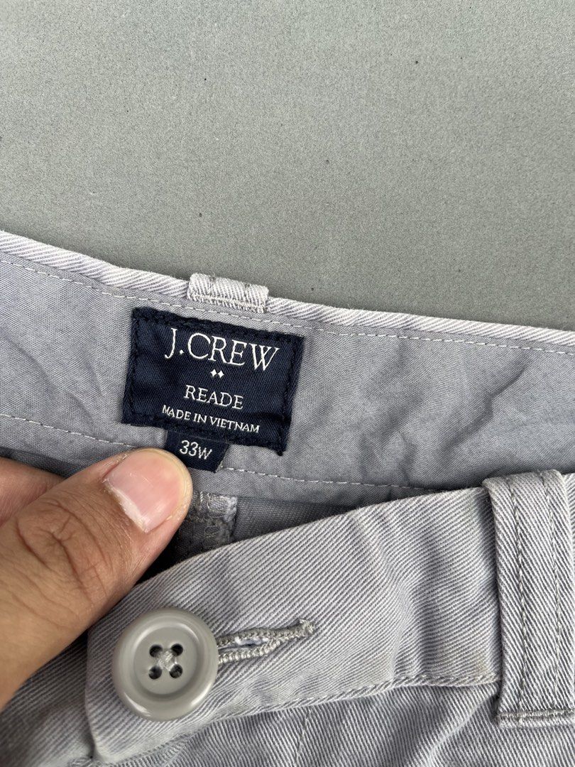 J CREW WALKSHORT (Category: Shorts) located in Quezon City. Submitted by kentstuff (Listing ID 1469900103, Image 3). Description: J CREW Waist: 36 Length: 16.5 Leg opening: 11 Condition: Excellent CR: 9/10 Issue: ❌ DISCLAIMER: This is a thrifted item. All brands, logos, and trademarks belong to their rightful owners. We’re here to rehome great pieces — no brand affiliation intended.