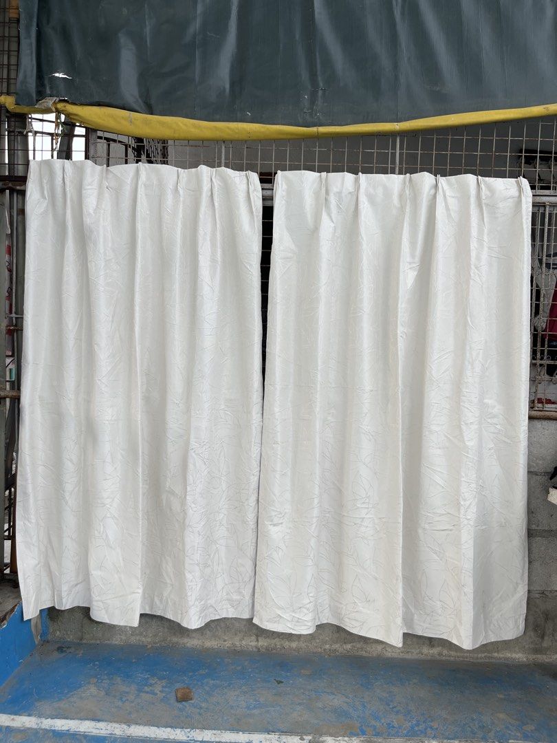 Japan Black out curtain 2 panel (Category: Curtains & Blinds) located in Hagunoy. Submitted by japanhouseholditemthrift (Listing ID 1469837073, Image 1). Description: Japan Hook curtain 2 panel Black out curtain Bagong-bago! 5ft .