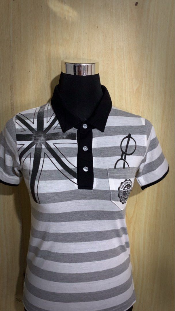 Japan brand polo (Category: Others Tops) located in Aloran. Submitted by cowskin_927 (Listing ID 1469900029, Image 3). Description: Japan brand polo shirt Size small No flaws.