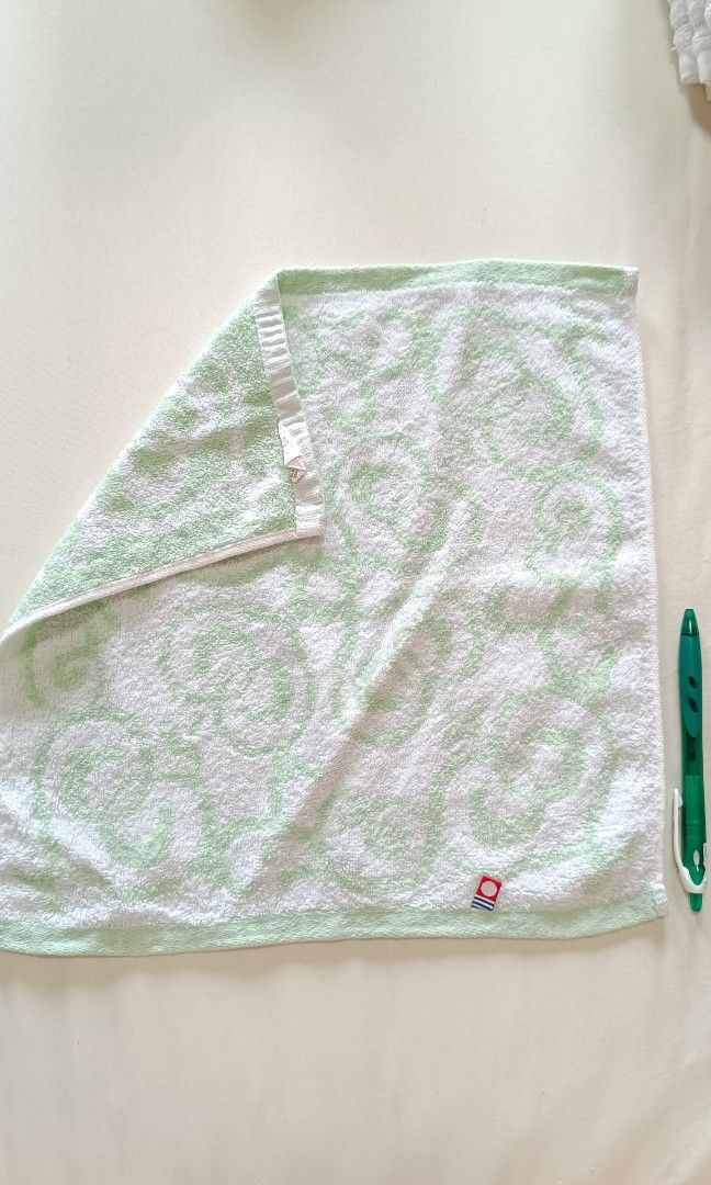 Japan Imabari Face Towels /Back towels (Category: Bedding & Towels) located in Makati City. Submitted by jstreasuredfinds (Listing ID 1469830405, Image 2). Description: Washed and sanitized. 100% Japan cotton 5pcs. Imabari quality. Super absorbent. 😘🥰 IM-04.